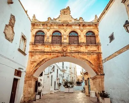 The Doors, Apulia, オストゥーニ