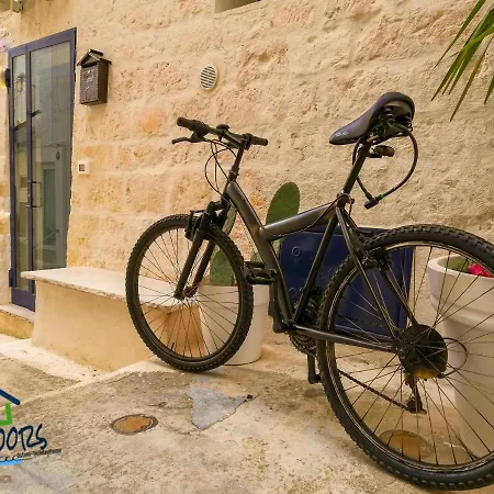 The Doors, Apulia, * Ostuni